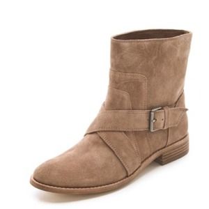 Designer Splendid booties in latte size 6!