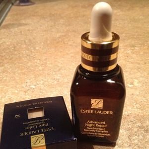 Estée Lauder Advanced Night Repair & eye shadow!