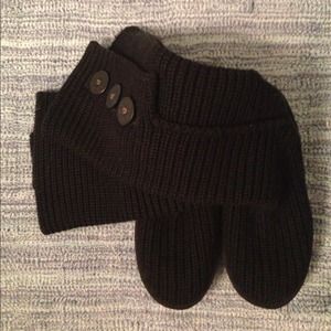 🚫RESERVED🚫Authentic Uggs Classic Cardy & Lattice