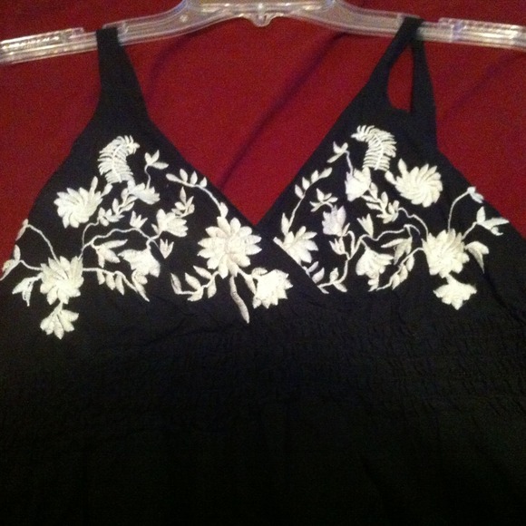Black dress with white design - Picture 2 of 3