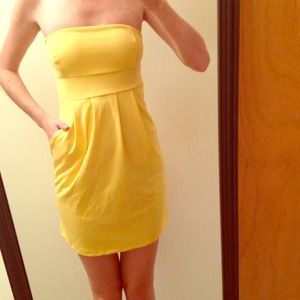 Strapless yellow dress