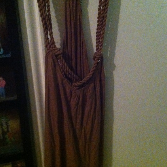 Cute brown top - Picture 1 of 3