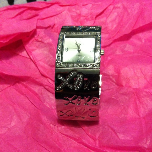 Xoxo bracelet - Picture 2 of 4