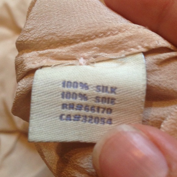 Urban Outfitters 'Odille' silk top - Picture 3 of 4