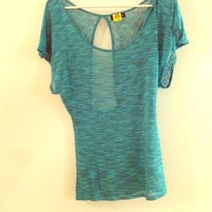 Gorgeous dressy top for a night on the town!