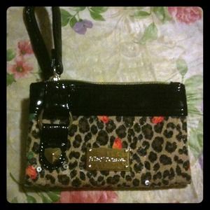 Betsey Johnson Wallet IT OPENS!!