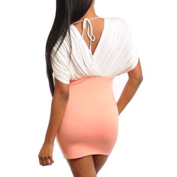 Ivory and Peach dress - Picture 2 of 2