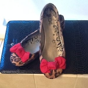 Leopard flats with red bow