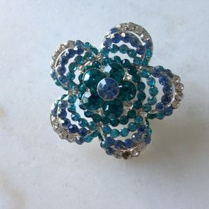 Green and blue flower ring