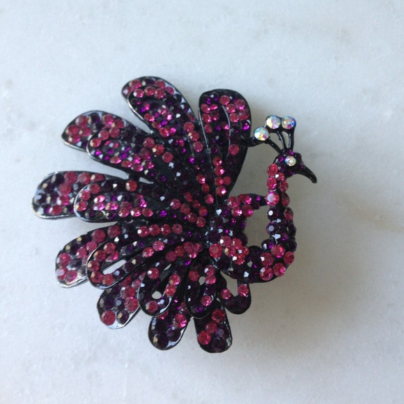 Pink/purple/black peacock ring