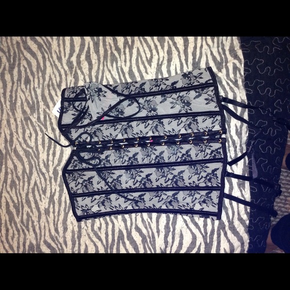 Night corset