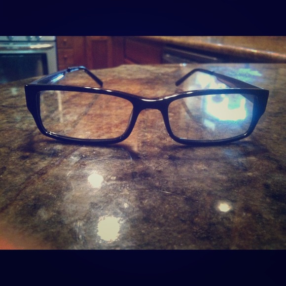 Authentic guess reading glasses. - Picture 1 of 4