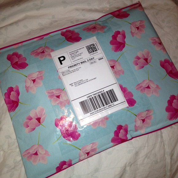 📦Meet Your Seller! - Picture 3 of 4