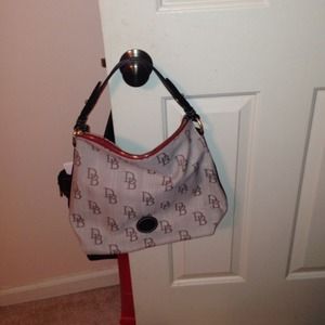 Authentic Dooney & Bourke Purse signature
