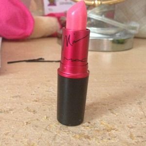 Authentic Mac nicki Minaj lipstick!