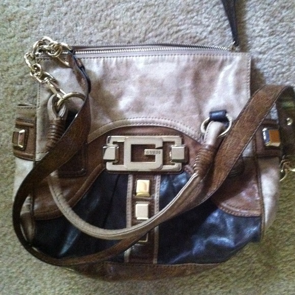 Reserved for Trade with Trini !! Guess handbag