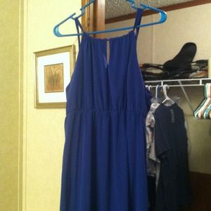 Bundle maxi dress, Kenneth Cole handbag & Capri