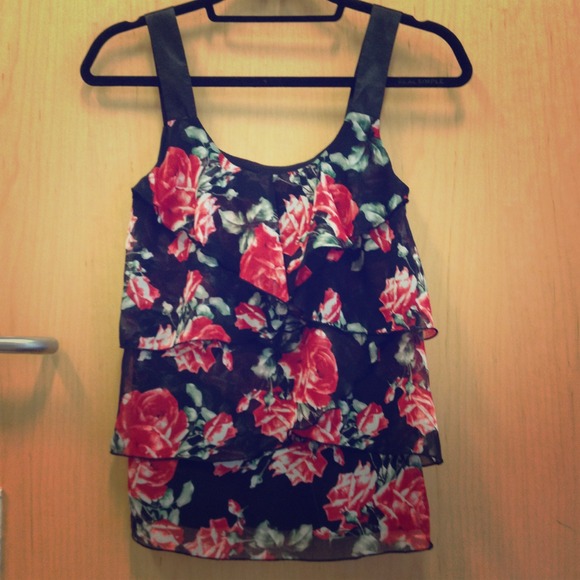 BCX ruffle rose tank