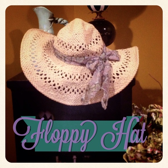 Big Floppy Beach Hat