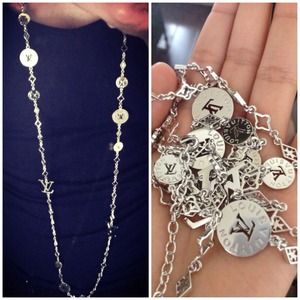 Louis Vuitton chain necklace