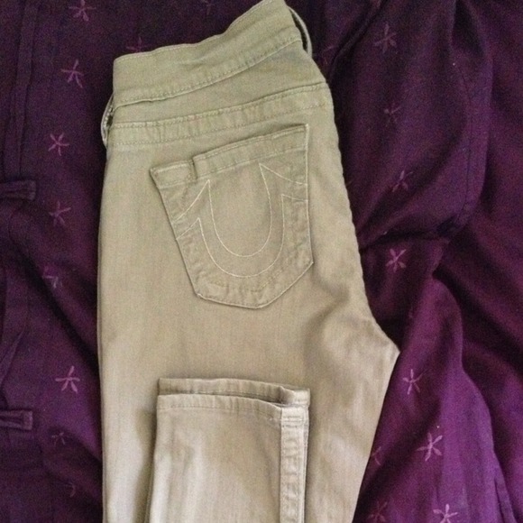 JUST REDUCED!!! True Religion beige pant size 28