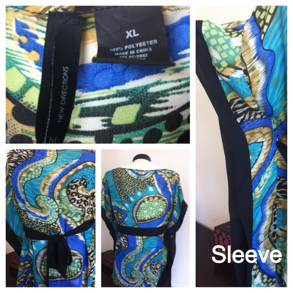 SOLD⛔️🎉HOST PICK🎉Tribal Print Blouse - Picture 3 of 4