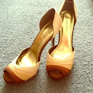 ❗ HOLD for @sarahtkr ❗Charlotte russe heels