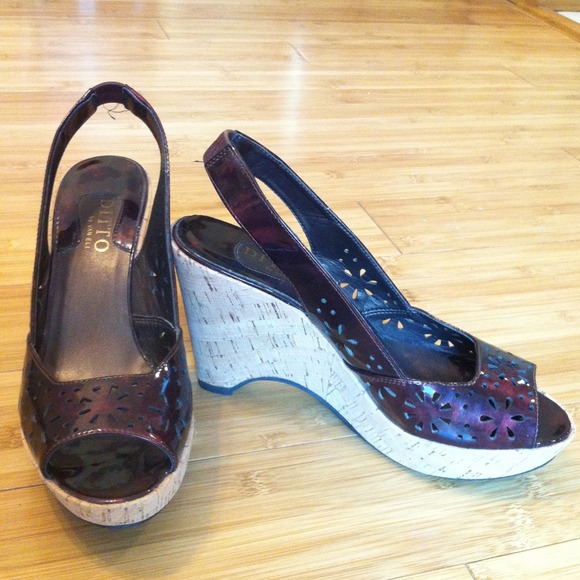 Van Eli - Brown Patent Leather Peep Toe Wedges