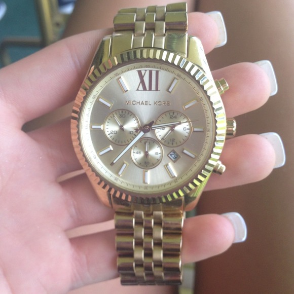 Michael Kors watch price negotiable!!!! - Picture 1 of 4