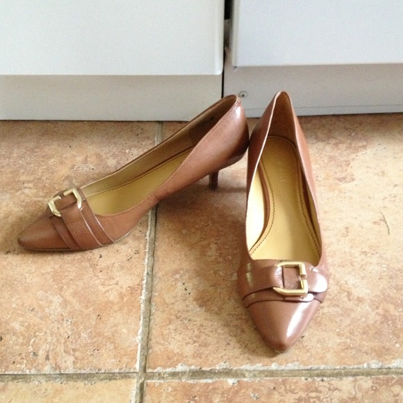 Nine West Kitten heels