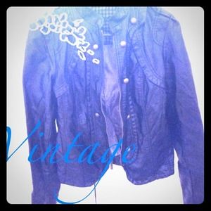 ❗Traded ❗ @alisonrbaker