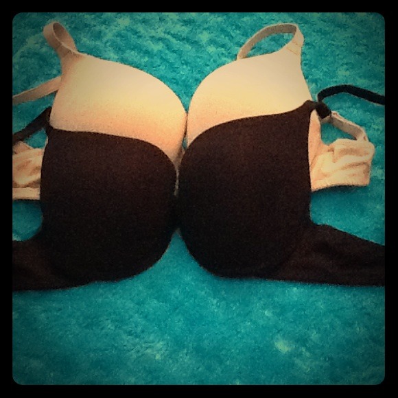 TRADED Victoria's Secret push up bras