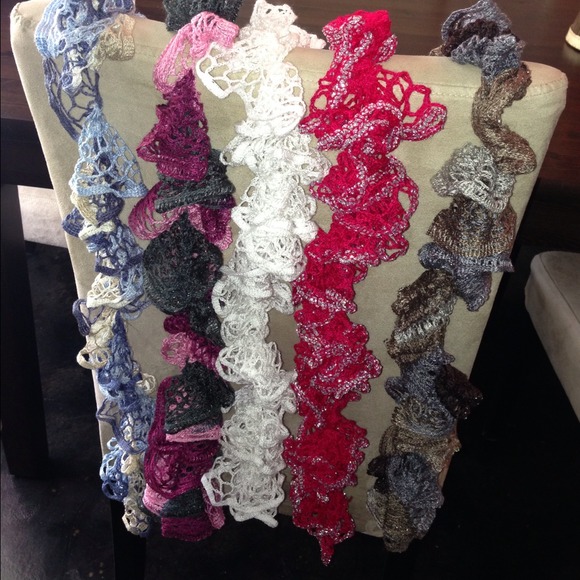 Handmade scarves - Picture 4 of 4