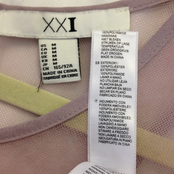 Forever 21  lavender top Sz M - Picture 2 of 4