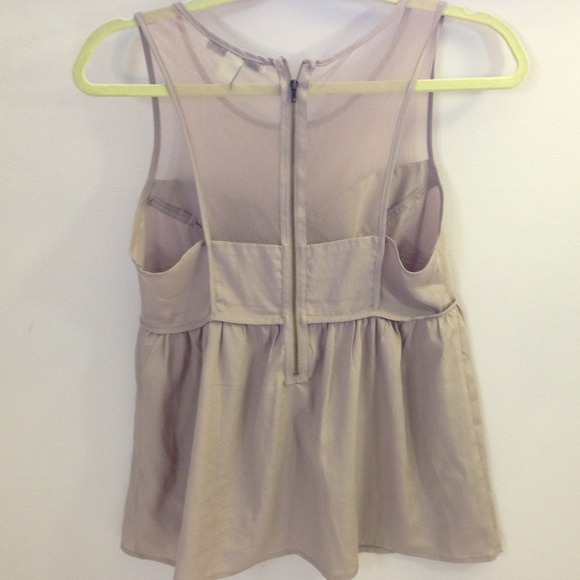 Forever 21  lavender top Sz M - Picture 3 of 4