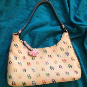Authentic Dooney and Bourke White Purse