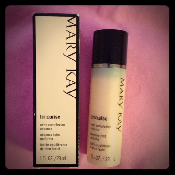 TimeWise Even Complexion Essence (Dry To Oily)