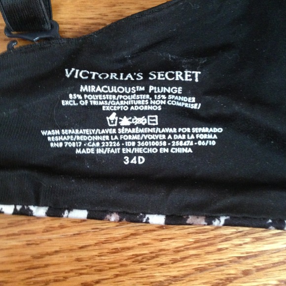 SOLD🚫🚫34D bombshell bra - Picture 3 of 3