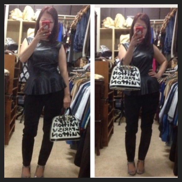 ๐Welcome to Twee's closet๐ - Picture 5 of 5
