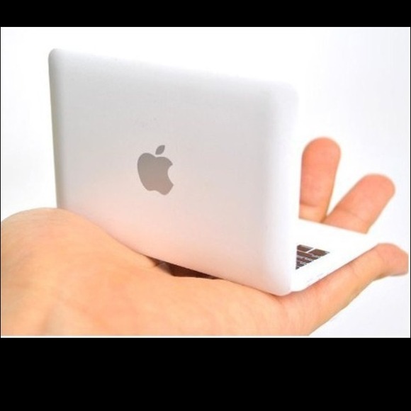 Reduce Mini Macbook Air Style Portable Mirror