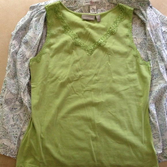 SOLD - Picture 3 of 4