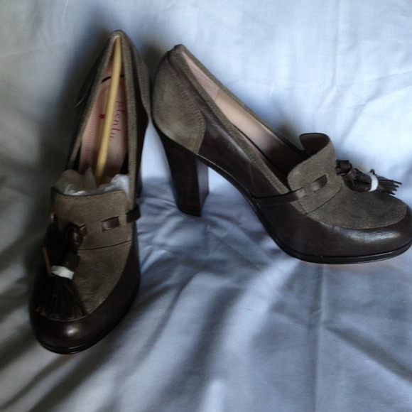 Bundle with Elaine Turner pumps - Reserved!!