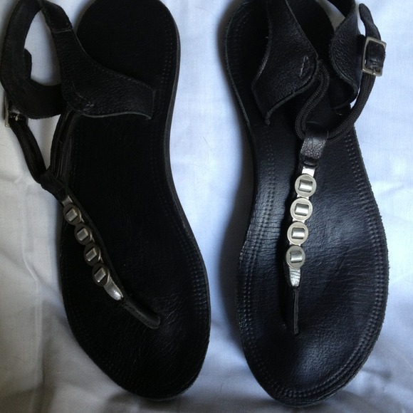 Leather gladiator sandals by Reef. Size 9.