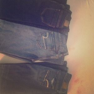 Bundled American eagle jeans