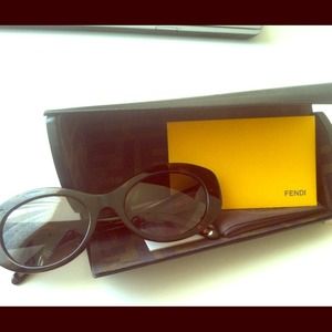 Designer Sunglasses - Fendi