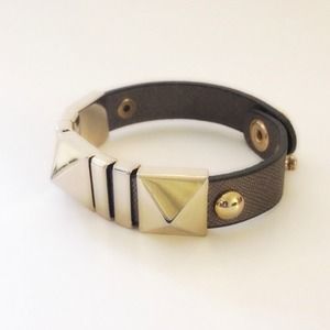 *Reduced*Metal Spiked Two Button Bracelet - Silver