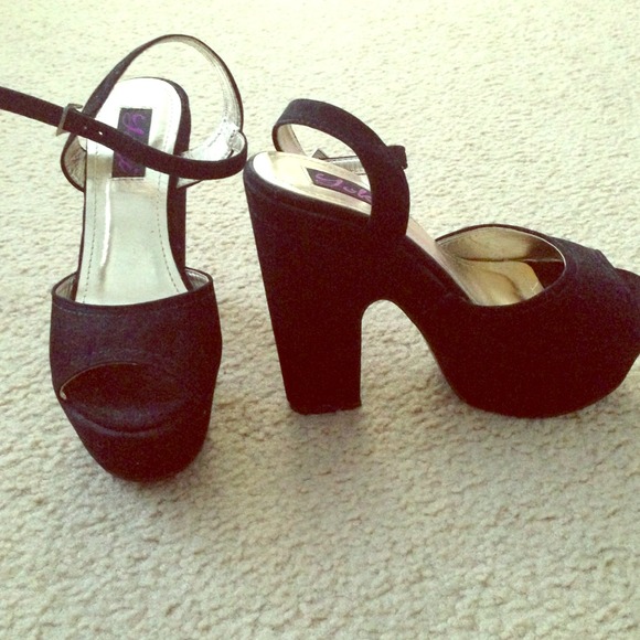 Black Peep Toe Heels