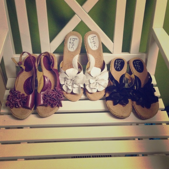 Lot of (3) b.o.c. Sandals