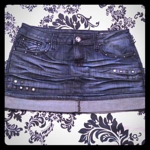 SOLD 💋Denim Blue Jean skirt with silver studs 💗