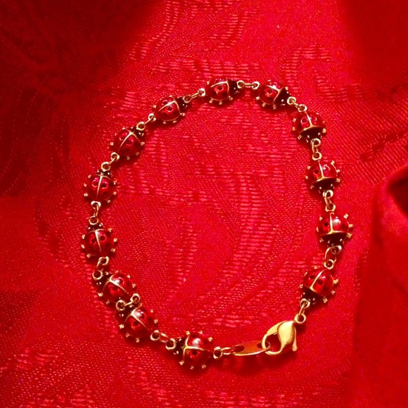 Beautiful Lady Bug Bracelet